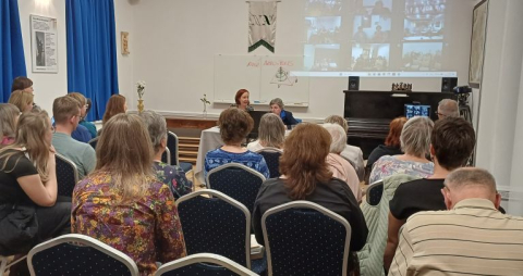 Večer plný otázek a odpovědí se zakladatelkou české pobočky Nové Akropolis